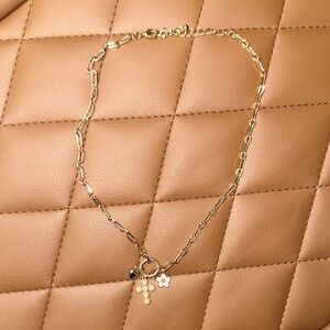 Elegant Gold Chain Necklace with Flower Charms